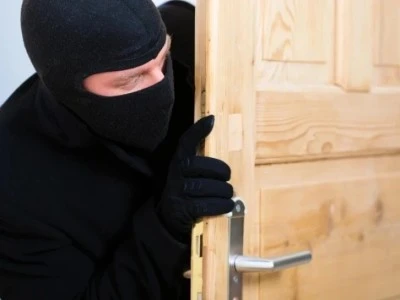 Kilis&rsquo;te Evden altın ve para &ccedil;alındı