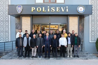 Kilis&rsquo;te Gazetecilerle Samimi Buluşma: Vali Şahin Helallik İstedi