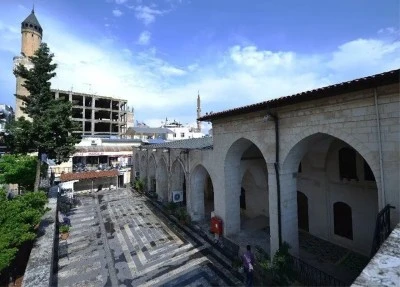 Kilis’te gezilecek yerler (Kadı Camii)