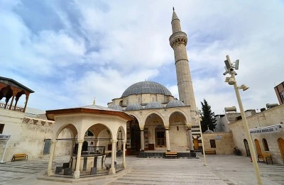 Kilis’te gezilecek yerler (Tekke Camii)