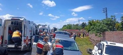 Kilis&rsquo;te İki Ara&ccedil; &Ccedil;arpıştı: Yaralı Sayısı 9&rsquo;a Y&uuml;kseldi
