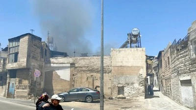 Kilis’te İtfaiyeciden Hızlı Müdahale: Kapıyı Kırarak Yangına Girdiler