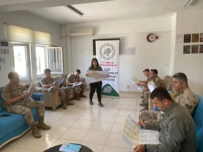Kilis&rsquo;te Ka&ccedil;ak Avcılıkla M&uuml;cadele İ&ccedil;in Jandarma ve Muhtarlara Eğitim