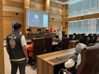 Kilis’te Kamu Personeline Siber Güvenlik Semineri