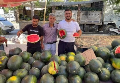 Kilis’te Karpuzda Fiyat Artışı: “Karpuzdan Çok Nakliyeye Para Veriyoruz”