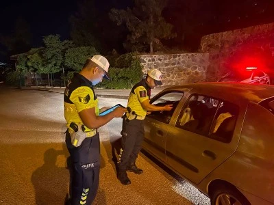 Kilis&rsquo;te Kazaların &Ouml;nlenmesi İ&ccedil;in Gece Yarısı Alkol Denetimleri Sıklaştı