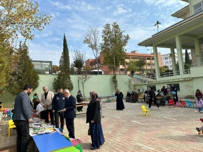 Kilis’te Kitap Fuarı ve Kermes Yoğun İlgi Gördü