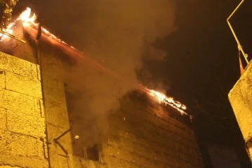 KİLİS'TE KORKUTAN YANGIN
