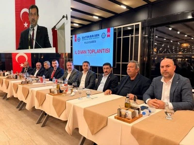  Kilis&rsquo;te Milli Eğitim M&uuml;d&uuml;r&uuml;ne ve Rekt&ouml;re Sert Tepki