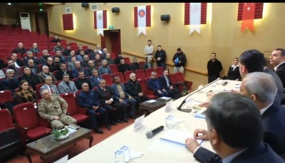  Kilis&rsquo;te Muhtarlar Toplantısı K&ouml;ylerin Geleceği Konuşuldu