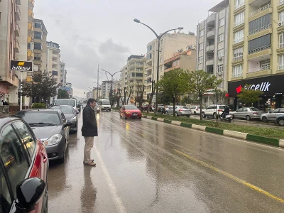 Kilis’te Öğleden Beri Süren Yağış Etkili Oluyor