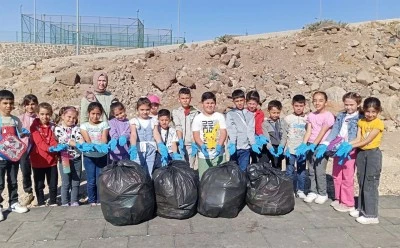 Kilis'te öğrenciler çevre temizliği yaptı