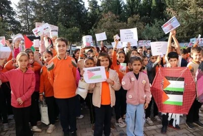 Kilis’te öğrenciler harçlıklarını Filistinli çocuklara gönderdi