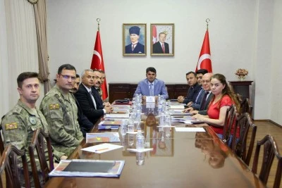Kilis&rsquo;te &Ouml;nc&uuml;pınar G&uuml;mr&uuml;k Yolu İ&ccedil;in G&uuml;venlik Zirvesi