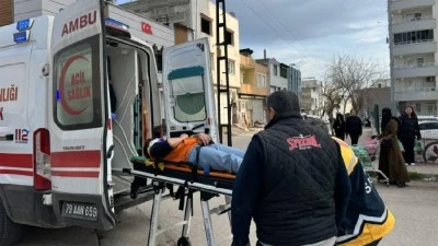 Kilis’te otomobil ve motosiklet çarpıştı: 3 yaralı