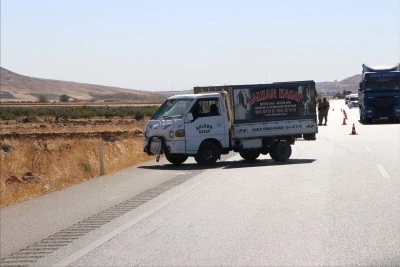 Kilis'te pikap ile motosiklet çarpıştı: 2 yaralı