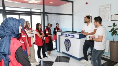 Kilis’te Polis Merkezine Anlamlı Ziyaret