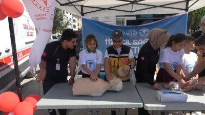 Kilis'te ‘Sağlıklı Çocuk, Sağlıklı Gelecek' programında renkli görüntüler