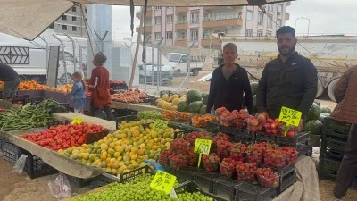 Kilis&rsquo;te Sebze ve Meyve Fiyatları Yarı Yarıya D&uuml;şt&uuml;: 200 TL&rsquo;lik Biber 50 TL&rsquo;ye Geriledi