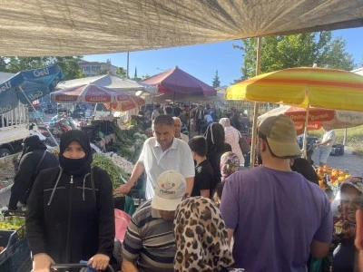Kilis&rsquo;te Semt Pazarında Sebze ve Meyve Fiyat Şoku! 