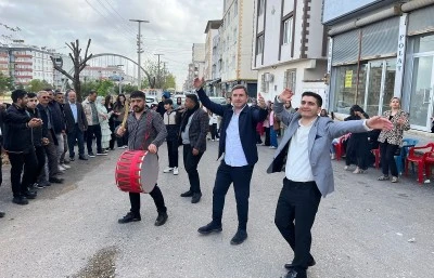Kilis&rsquo;te Sokaklar Şenlendi Geleneksel D&uuml;ğ&uuml;n ve Kına Sezonu Başladı