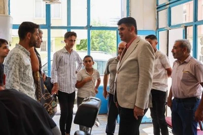  Kilis&rsquo;te Vali Kalaylı Karataş Caddesi&rsquo;nde Esnafla G&ouml;n&uuml;l G&ouml;n&uuml;le