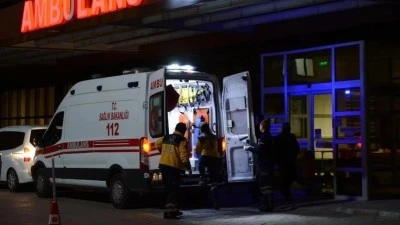 Kilis’te Yemek Boğazına Kaçan Şahıs Ağır Yaralandı