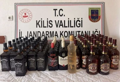 Kilis’te yol kontrolünde kaçak alkol ele geçirildi