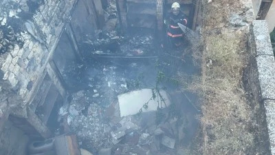 Kilis Valiliği Yanındaki Yangın Panik Dolu Anlara Neden Oldu