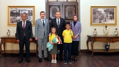 Kilis Valisi Şahin'e İlköğretim Haftası ziyareti