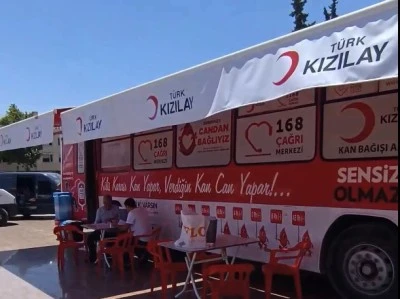 Kızılay'ın Kan Bağışı Otobüsüne Kan Bağışladık