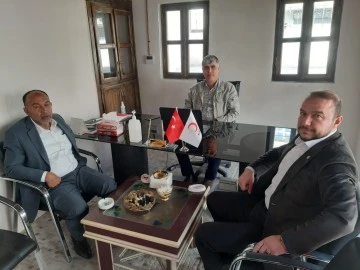 KİZO BAŞKANI KARA &quot;KIZILAY ÇOK BAŞARILI İŞLERİN ALTINA İMZA ATIYOR&quot;