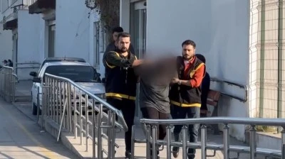 Komşular arasında çıkan bıçaklı kavgada baba öldü, 2 oğlu yaralandı