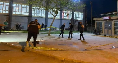 Küfürleşme kavgasında kan aktı: 15 yaşındaki çocuk, 17 yaşındaki çocuğu bıçakladı