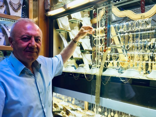 KUYUMCULAR DÜĞÜN SEZONUNU BEKLİYOR!