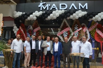 Madam Bay&amp;Bayan Giyim Mağazası açıldı