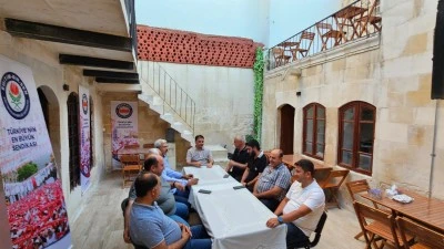 Memur-Sen'den Dikkat &Ccedil;eken &Ccedil;ıkış: "Suni Haberlerle Oluşturulan Algılar Tutmaz"