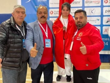 Milli sporcumuz Olimpiyat 2.’si oldu