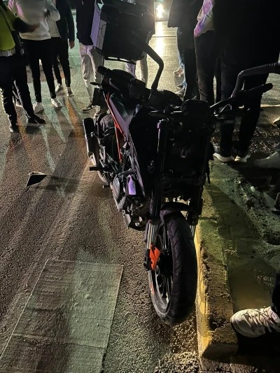 Motosiklet ile otomobil çarpıştı: 1 yaralı