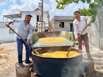  Musabeyli&rsquo;de Asırlık Gelenek Yeniden Canlandı Kazanlar Bulgur İ&ccedil;in Kaynadı