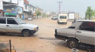  Musabeyli&rsquo;de Şiddetli Yağış Sele D&ouml;n&uuml;şt&uuml;