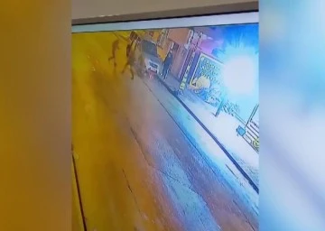 ‘Oğlum kenardan git’ dedi, 5 yerinden bıçaklandı