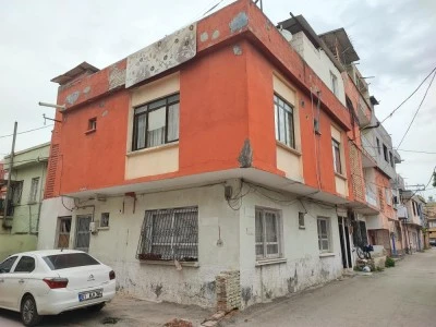 Ölen bebeğiyle 10 gün evde yaşayan anne babaya 25'er yıl hapis cezası 