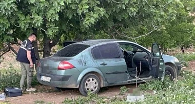Otomobil içerisinde pompalı tüfekle öldürüldü