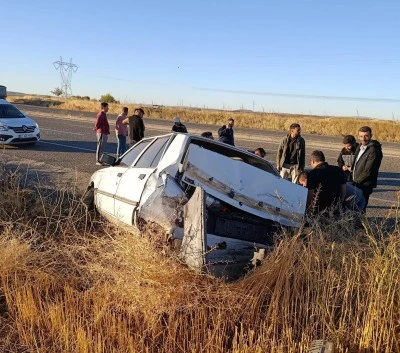 Otomobil şarampole indi: 2 yaralı