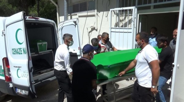OTOMOBİLDE SİLAHLI SALDIRIYA UĞRAYAN GENÇ HAYATINI KAYBETTİ