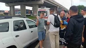 Otomobile Otobüs Çarptı: Rus Sürücü Hastaneyi Reddetti