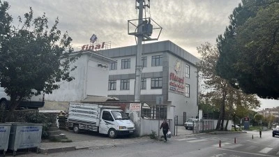 Özel lisede gıda zehirlenmesi alarmı: 14 öğrenci hastaneye kaldırıldı