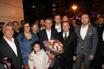 Özel, Nizip Belediyesi'ni ziyaret etti