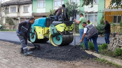 Pamukova’da 6 Mahalleye Yeni Yol Konforu: 16 Kilometrelik Asfalt Seferberliği